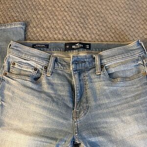 Hollister Men's Light Blue Slim Straight Jeans